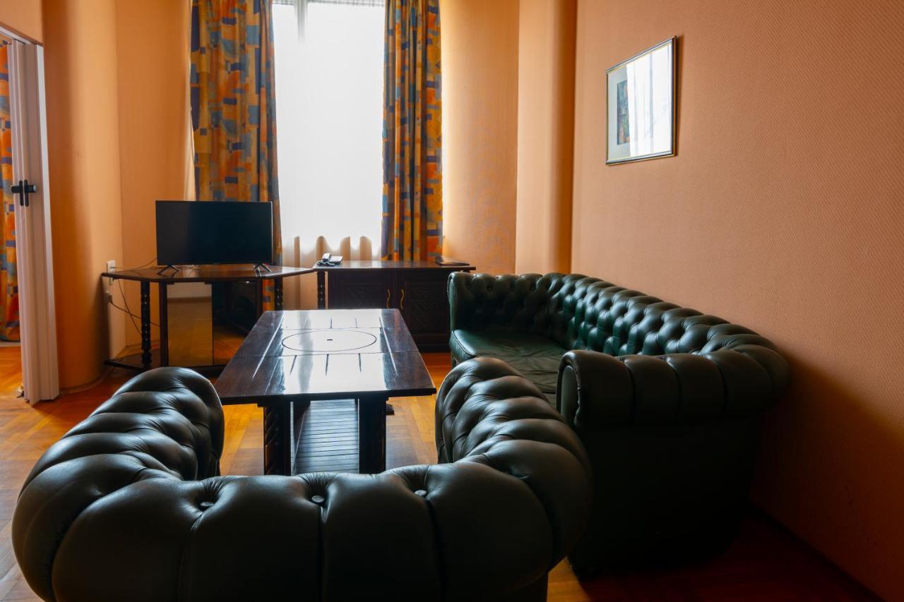 Hotel Slaviani Дімітровград Екстер'єр фото
